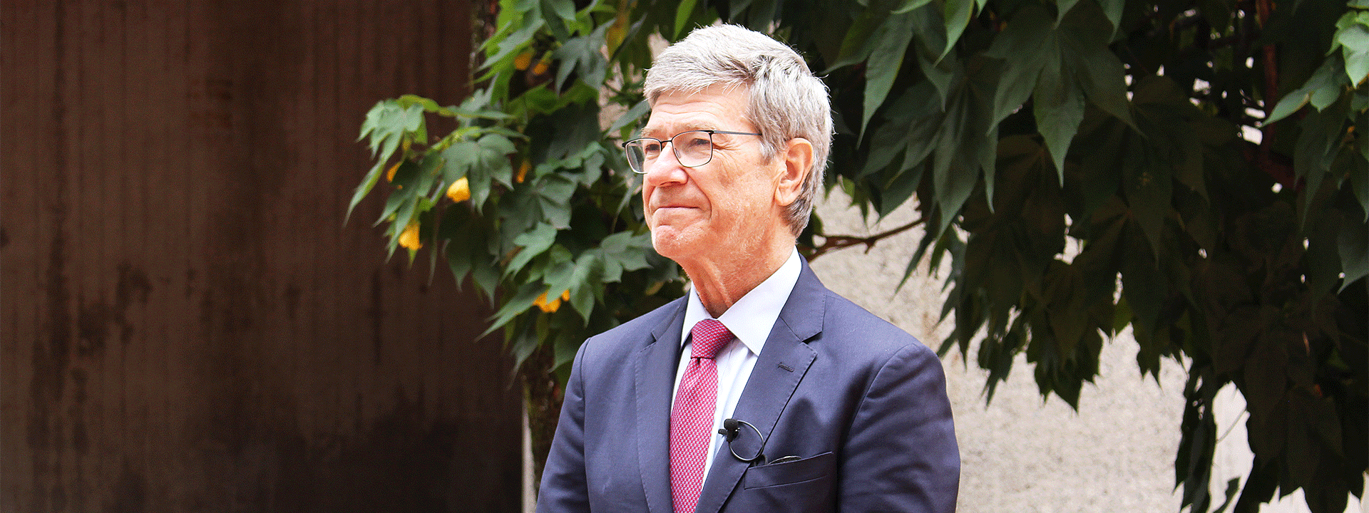 Jeffrey Sachs en Los Andes. 